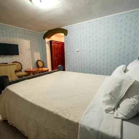 Motel Srpsko Andrejevo Selo *